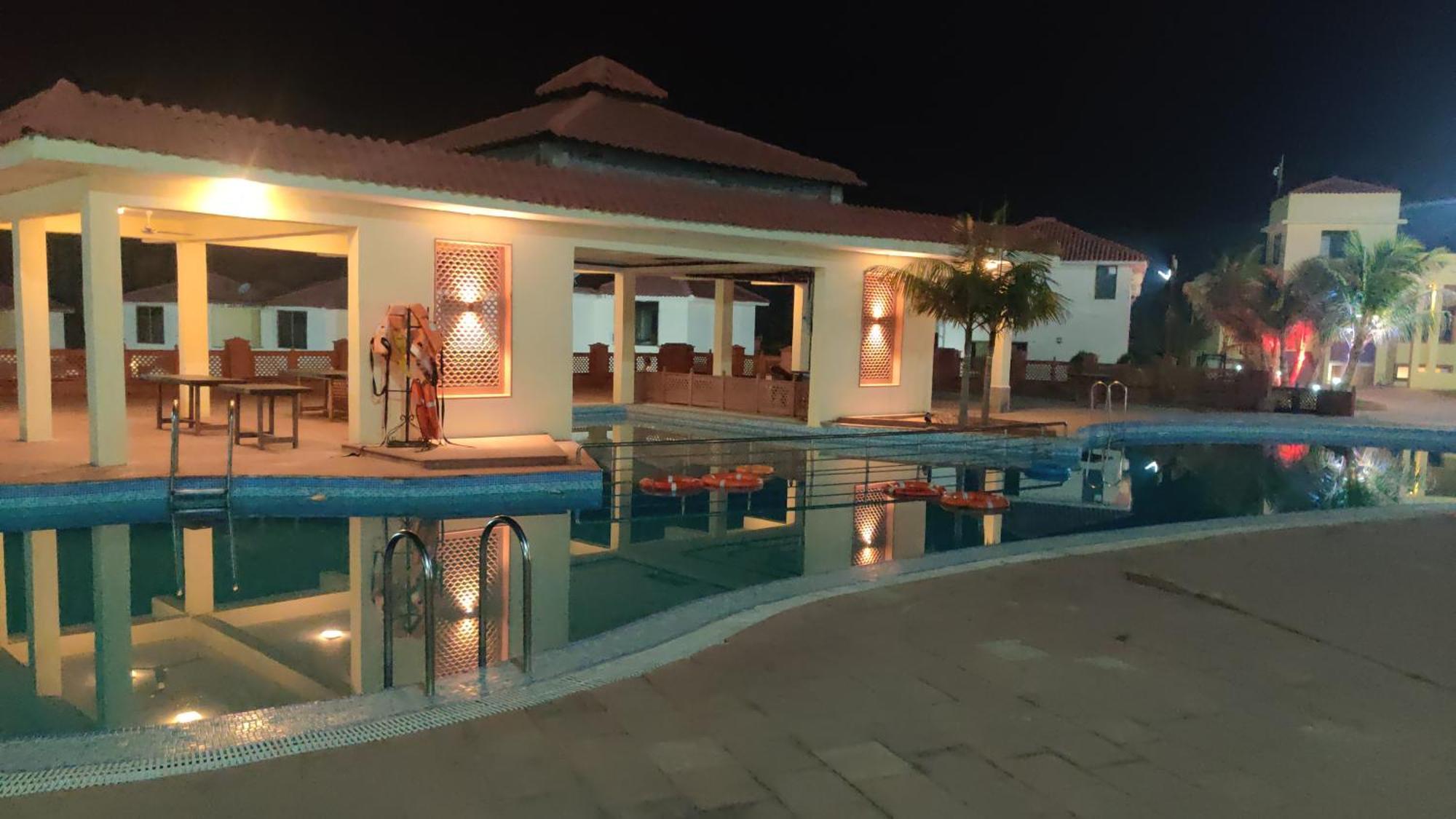 Orchha Club And Resort - Ocr Εξωτερικό φωτογραφία