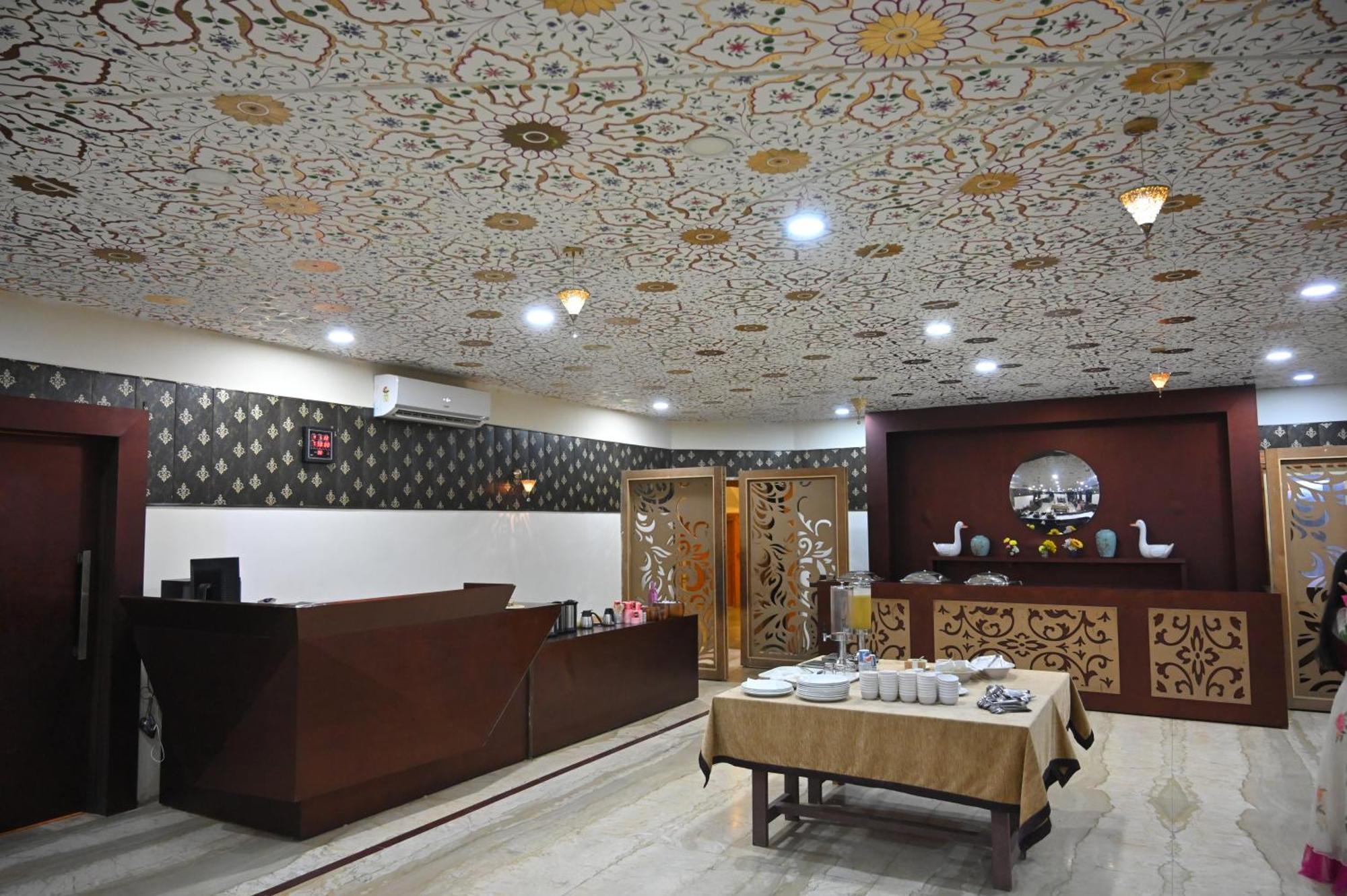 Orchha Club And Resort - Ocr Εξωτερικό φωτογραφία