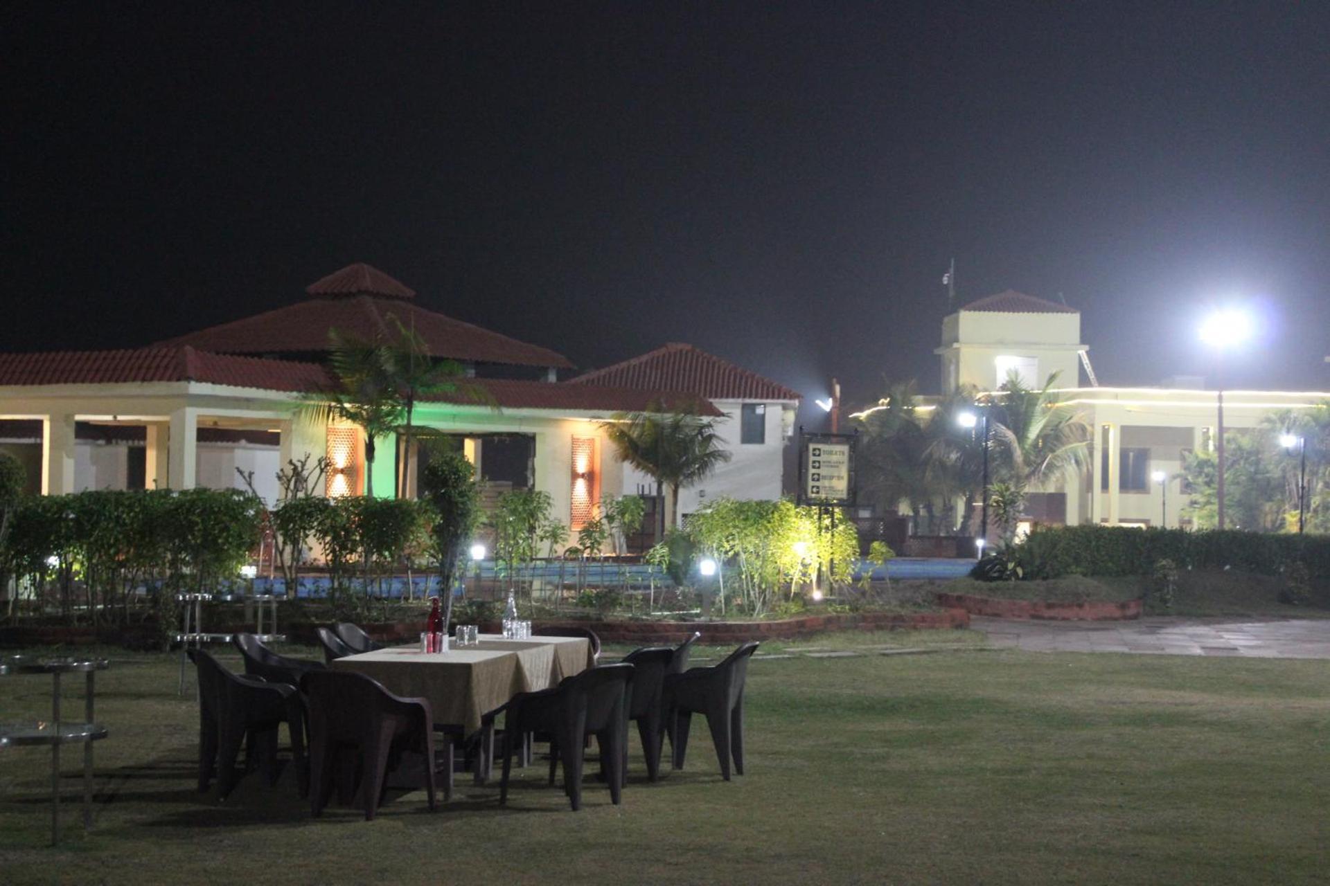 Orchha Club And Resort - Ocr Εξωτερικό φωτογραφία
